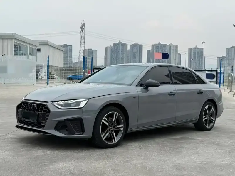Audi A4L, 2022