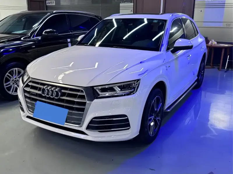 Audi Q5L, 2019