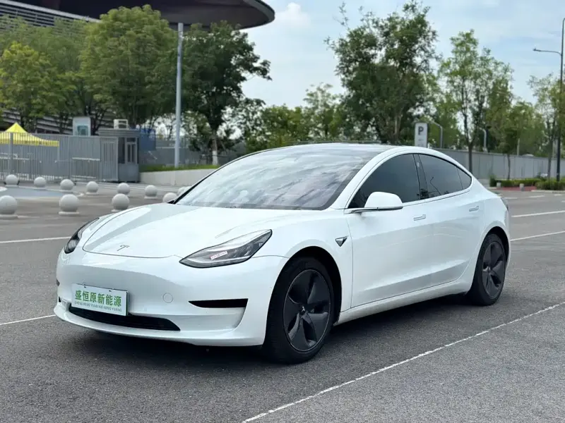 Tesla Model 3, 2020