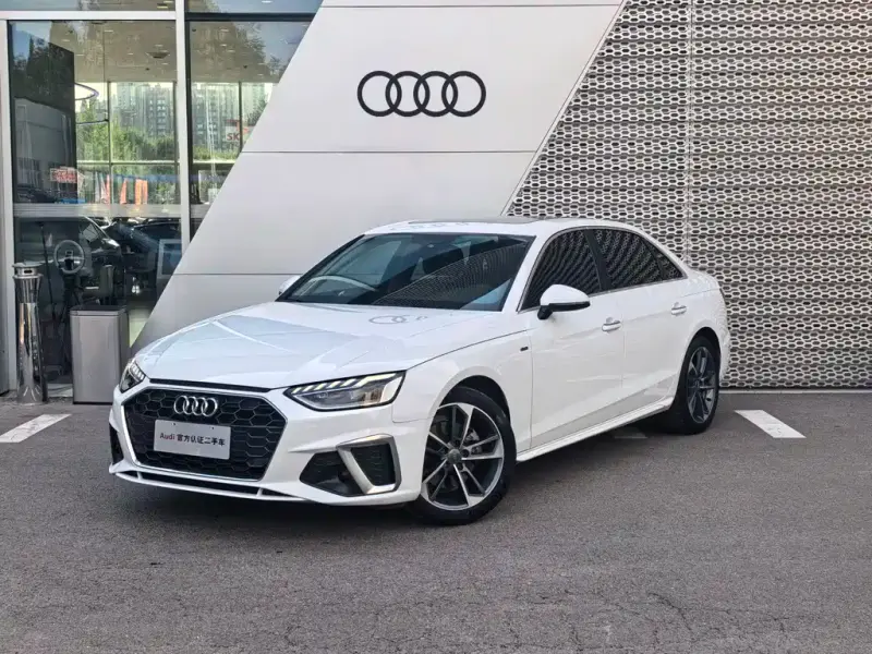 Audi A4L, 2021