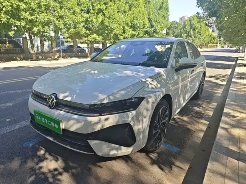 Volkswagen Sagitar, 2026