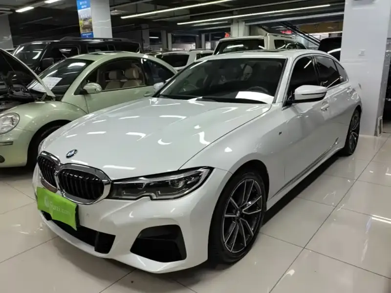 BMW 3 Series, 2021