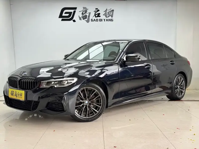 BMW 3 Series, 2021