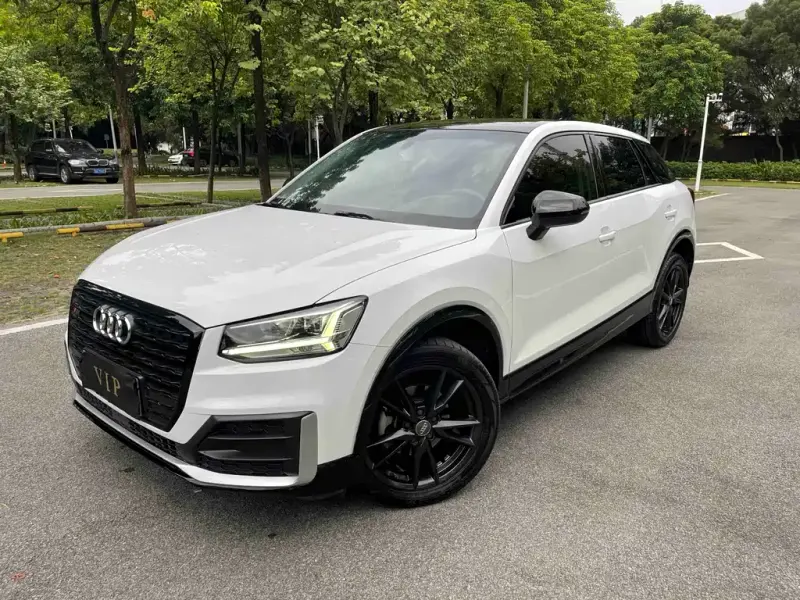Audi Q2L, 2018