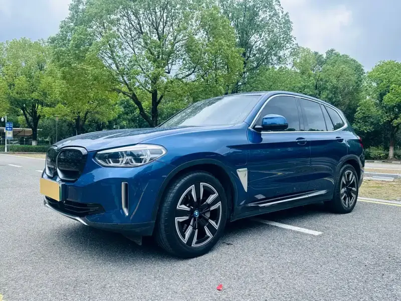 BMW iX3, 2021