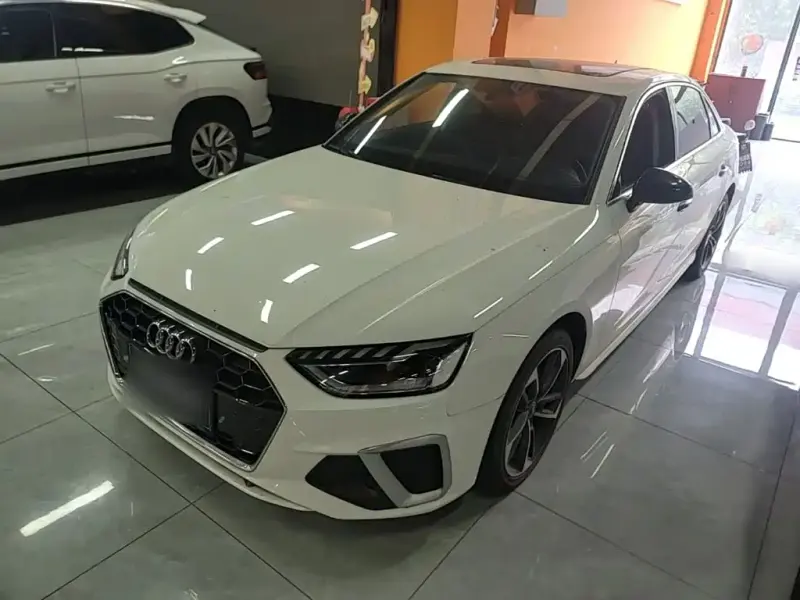 Audi A4L, 2021