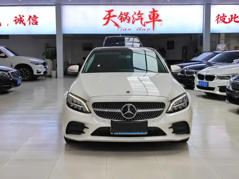 Mercedes-Benz C-Class, 2019