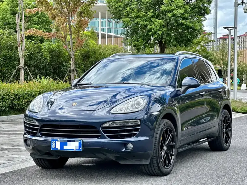 Porsche Cayenne, 2013