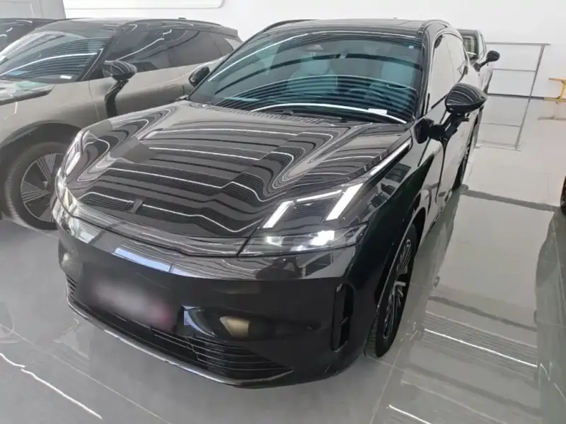 Lynk & Co 08 EM-P, 2024