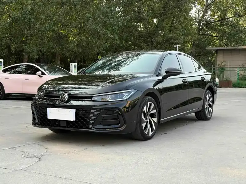 Volkswagen Passat, 2024