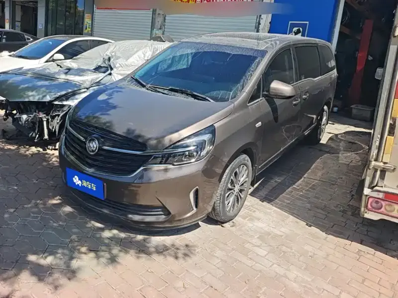 Buick GL8, 2022