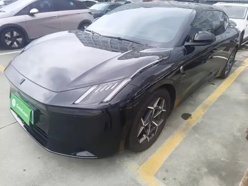Lynk & Co Z10, 2025