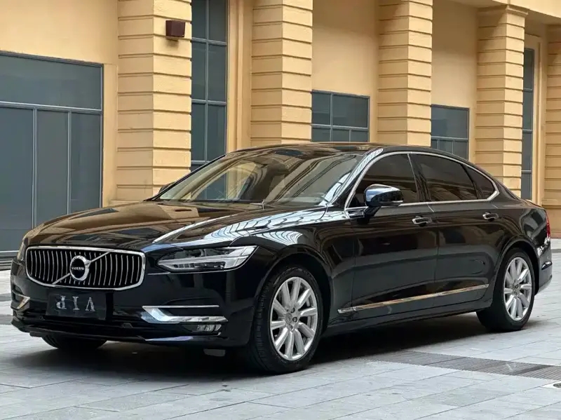 Volvo S90, 2020