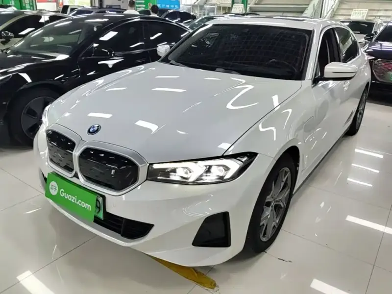 BMW i3, 2023