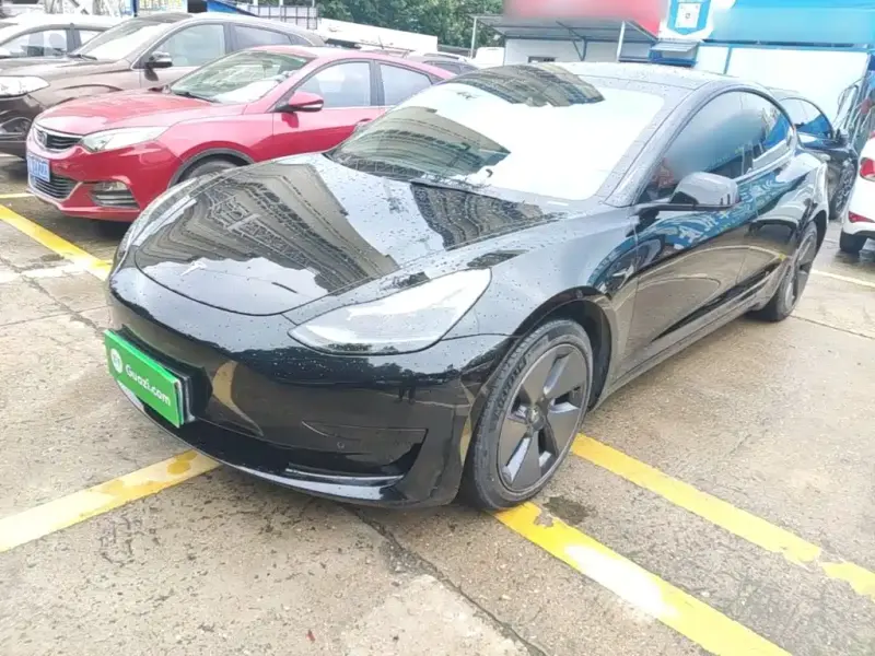 Tesla Model 3, 2023