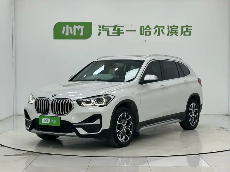 BMW X1 BMW X1 2022 sDrive20Li Premium Type, 2022 — фото 1