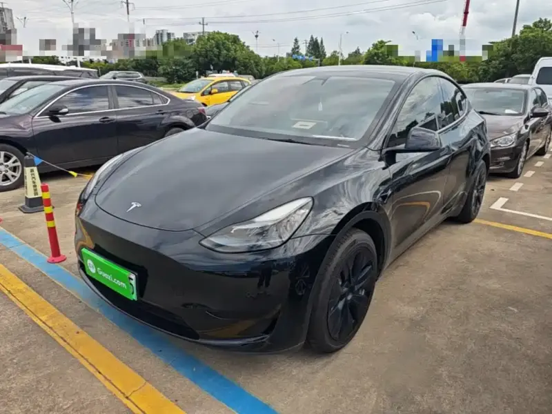 Tesla Model Y, 2023