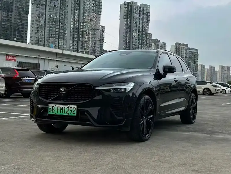 Volvo XC60 PHEV, 2024