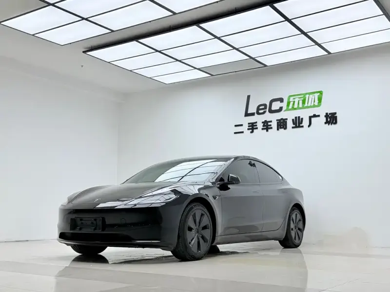 Tesla Model 3, 2023