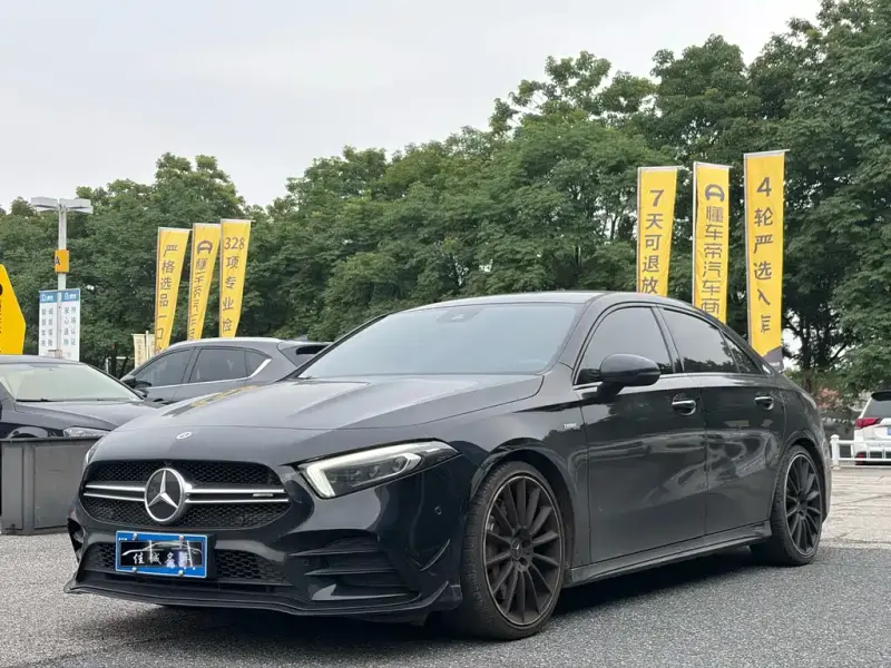 Mercedes-Benz A-Class AMG Mercedes-Benz A-ClassAMG 2022 AMG A 35 L 4MATIC, 2022 — фото 1