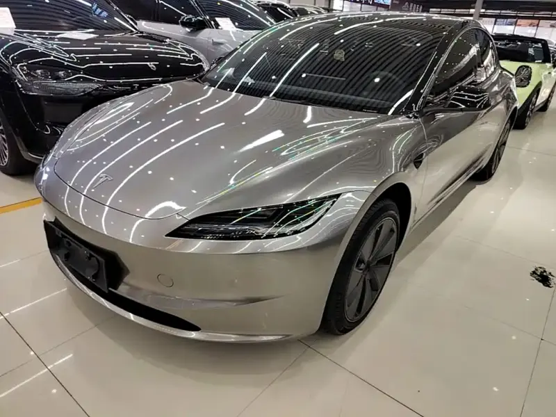 Tesla Model 3, 2024
