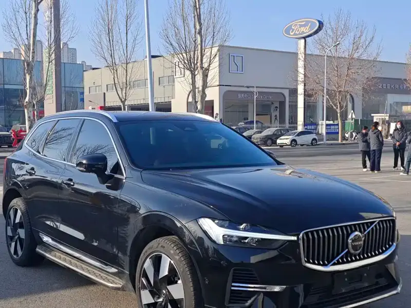 Volvo XC60 PHEV, 2024