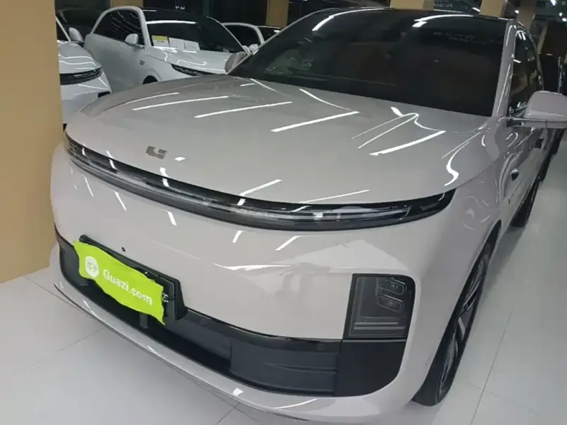 Li Auto Li L6, 2025