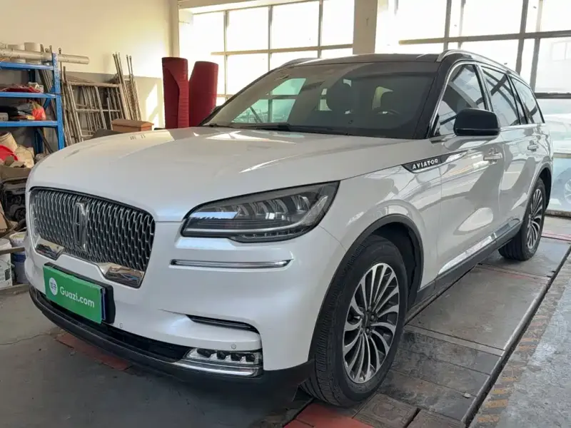 Lincoln Aviator, 2022