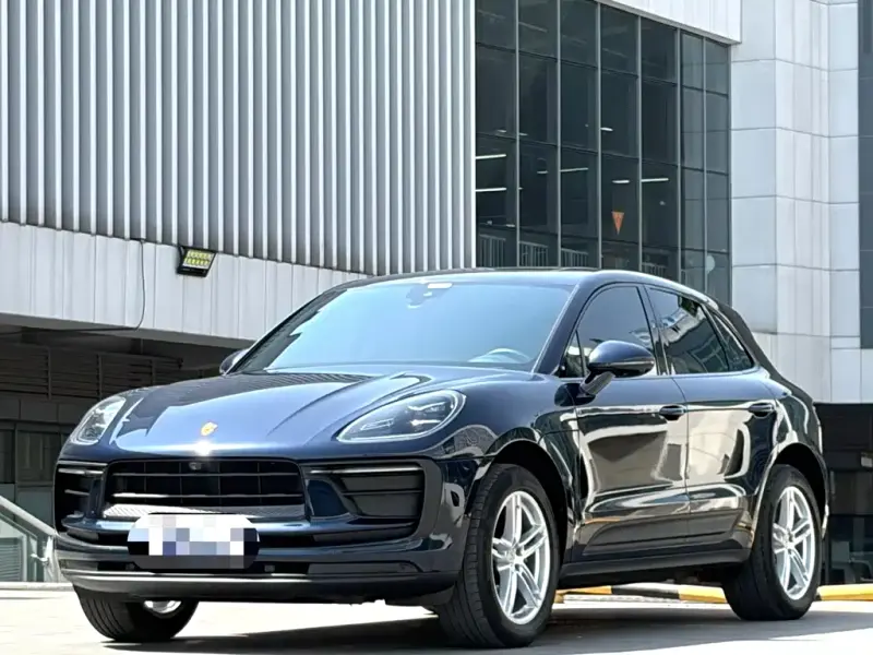 Porsche Macan, 2022
