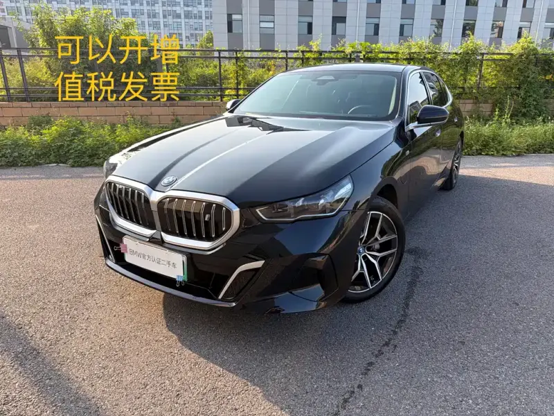 BMW i5, 2025