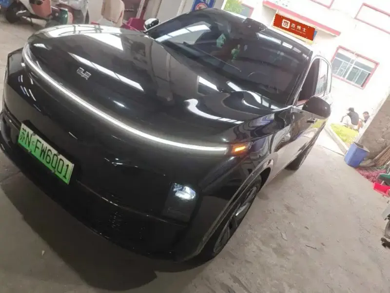 Li Auto Li L7, 2025