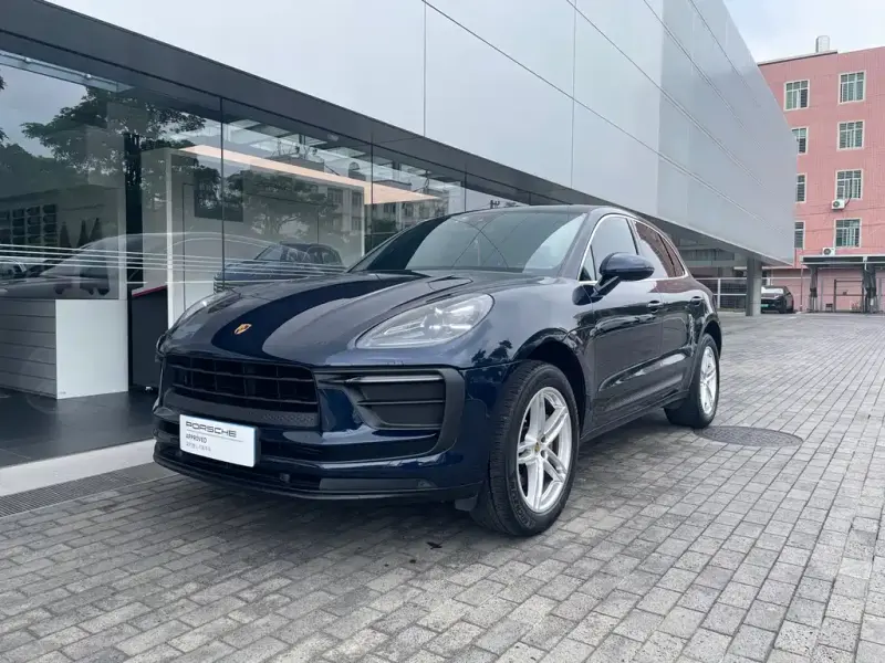Porsche Macan, 2022