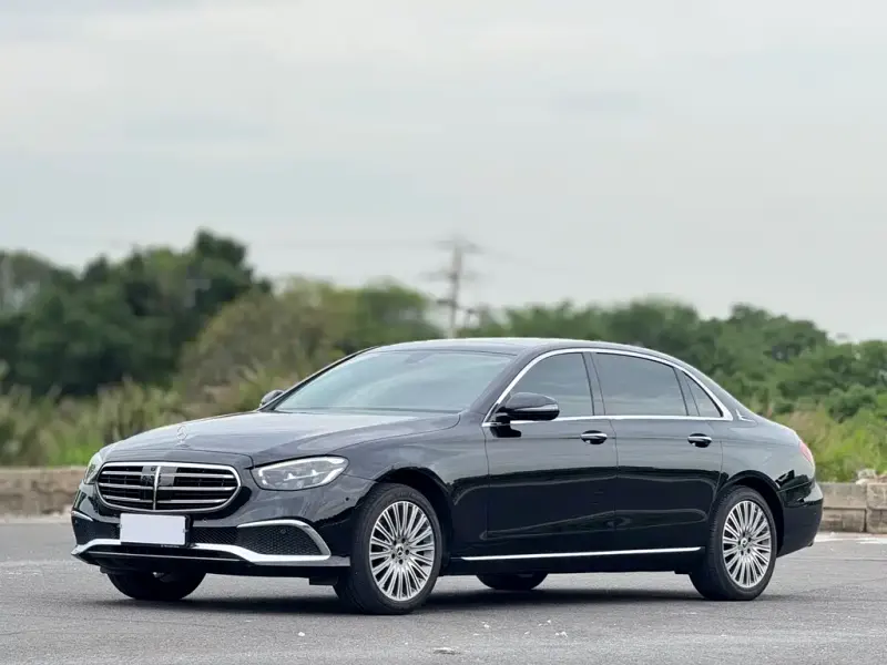 Mercedes-Benz E-Class, 2022