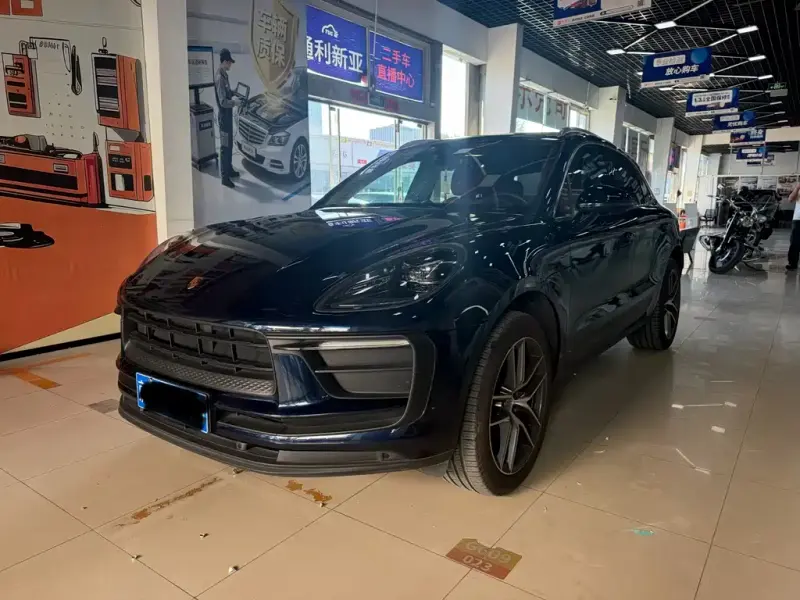 Porsche Macan, 2023