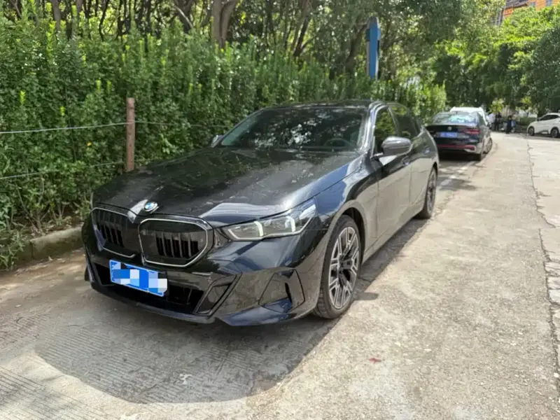 BMW 5 Series BMW 5 Series 2026 530Li Premium Type M Sport Package, 2026 — фото 1