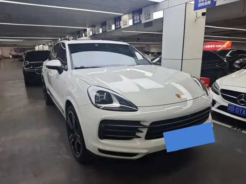 Porsche Cayenne, 2022