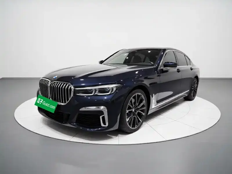 BMW 7 Series BMW 7 Series 2021 740Li Leading Type M Sport Package, 2022 — фото 1