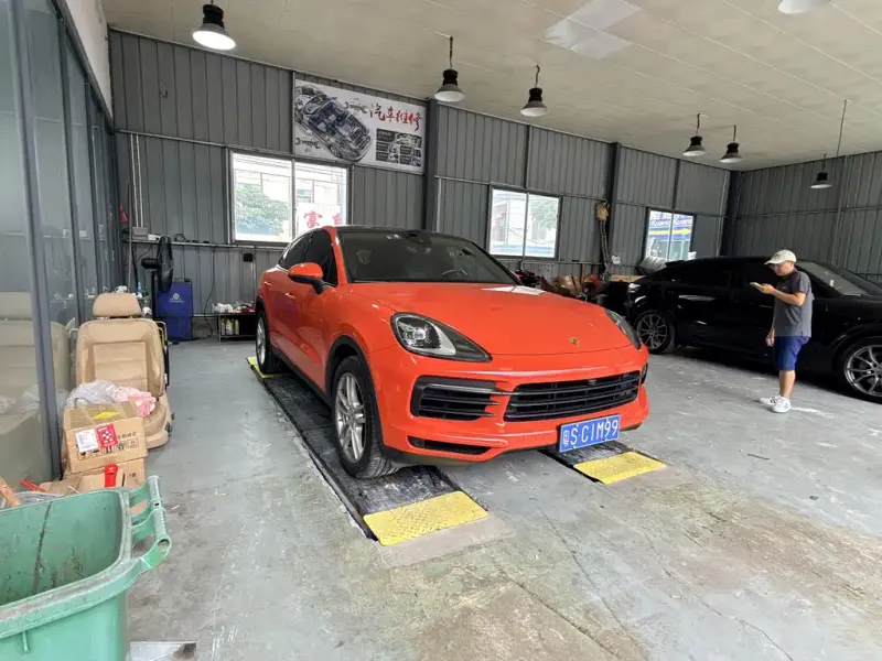 Porsche Cayenne, 2019