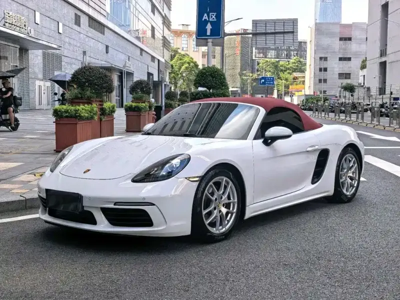 Porsche 718, 2022