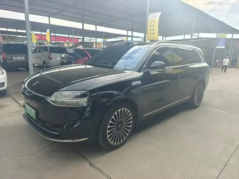AITO M9, 2025
