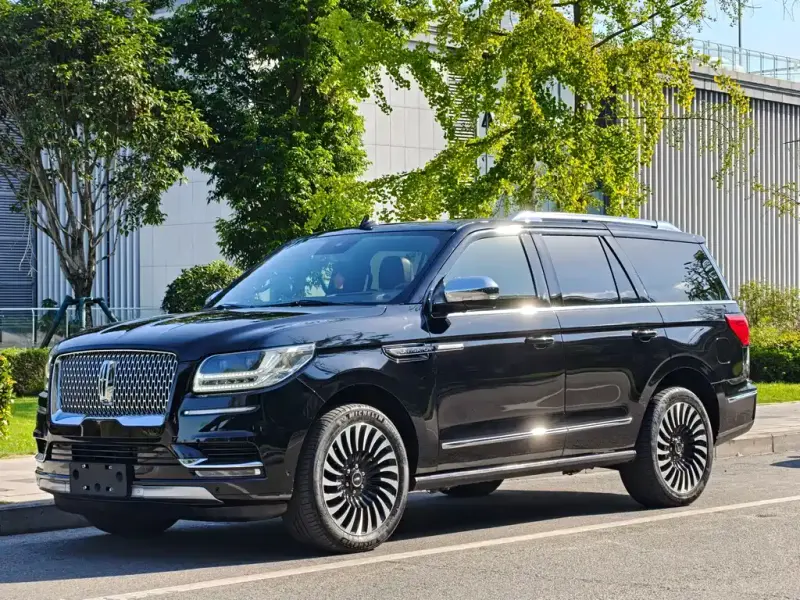 Lincoln Navigator, 2021