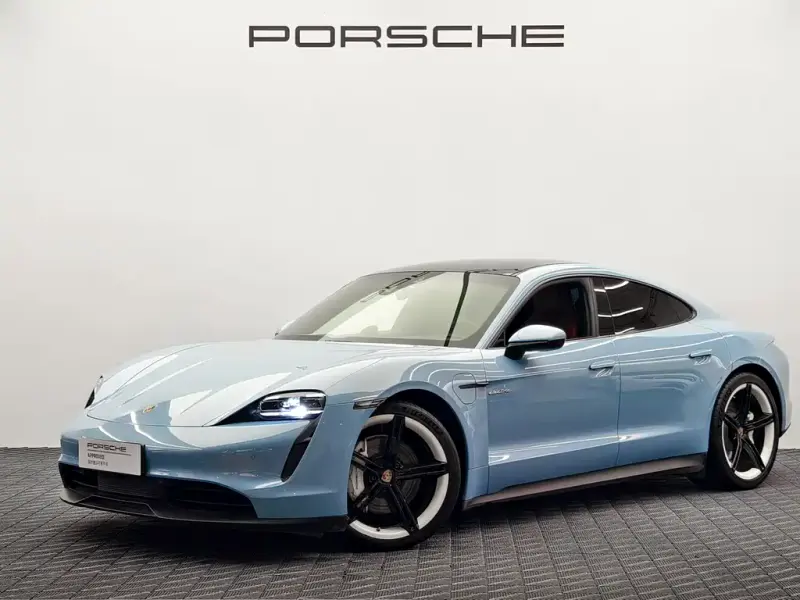 Porsche Taycan, 2021