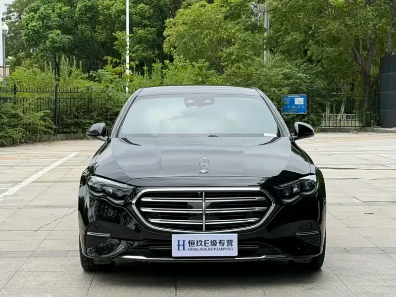 Mercedes-Benz E-Class, 2026