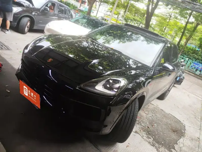 Porsche Cayenne, 2021