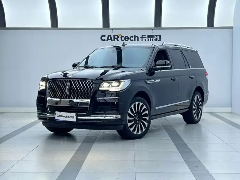 Lincoln Navigator, 2023