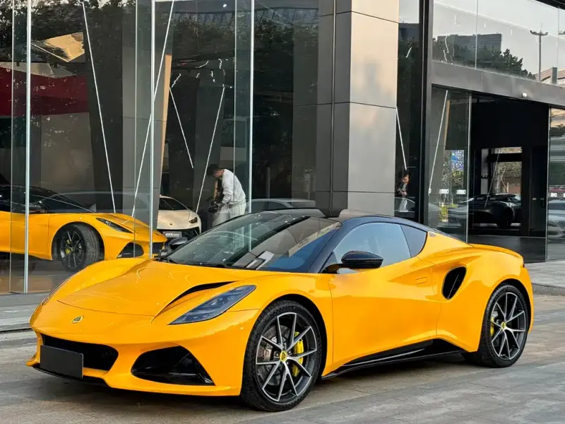 Lotus Emira, 2024