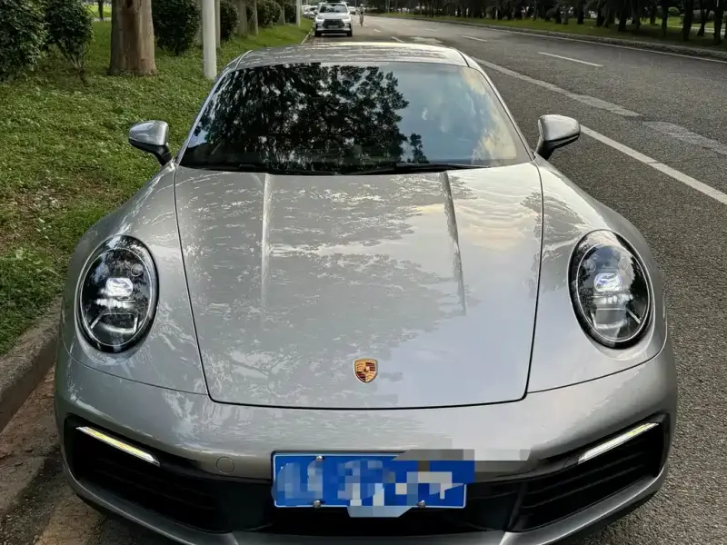 Porsche 911, 2023