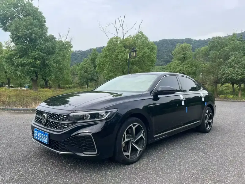Volkswagen Passat, 2024
