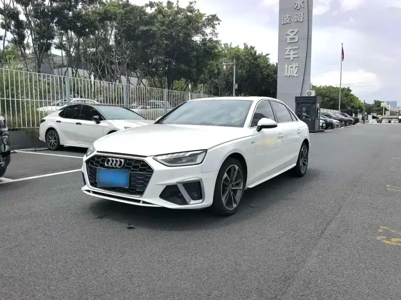 Audi A4L, 2021