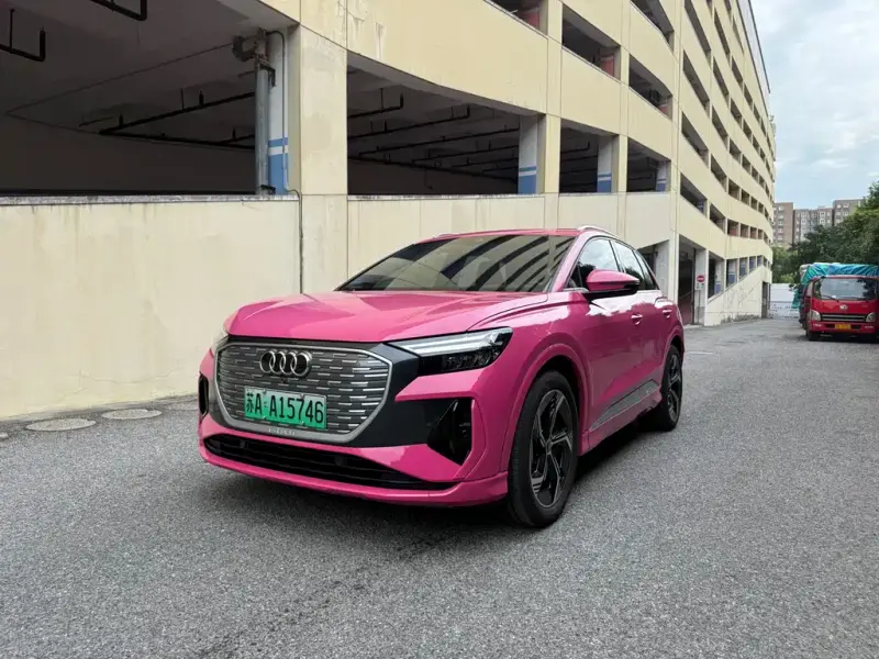 Audi Q4 e-tron, 2024